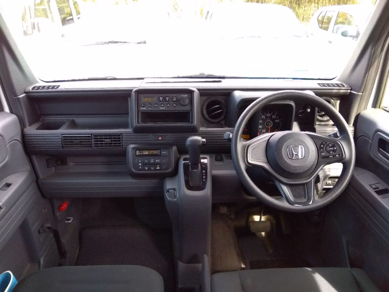 HONDA N-VAN