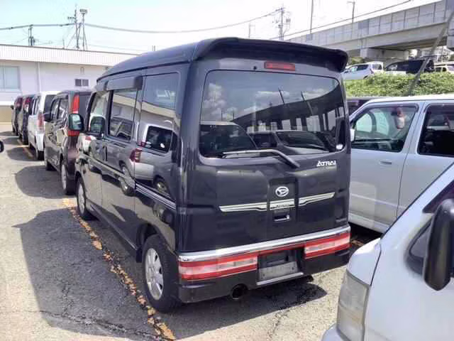 DAIHATSU ATRAI