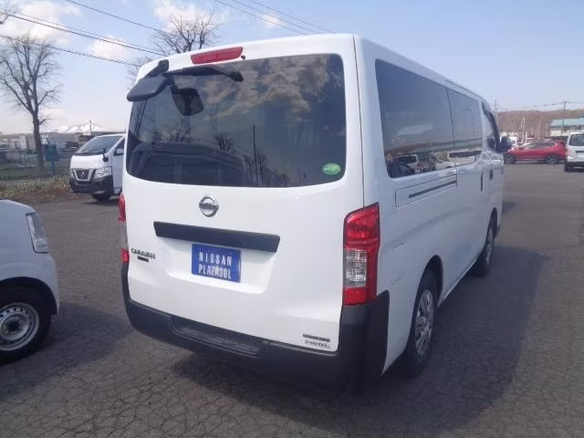 NISSAN NV350 CARAVAN