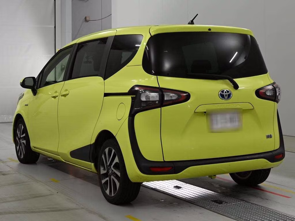 TOYOTA SIENTA