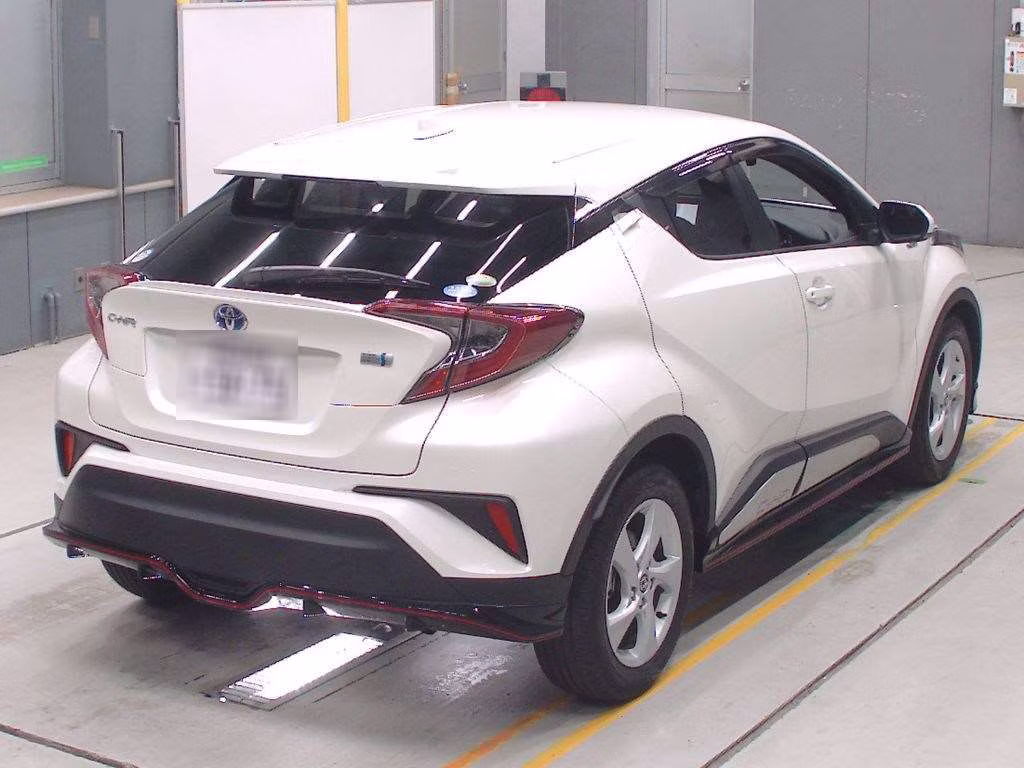 TOYOTA C-HR