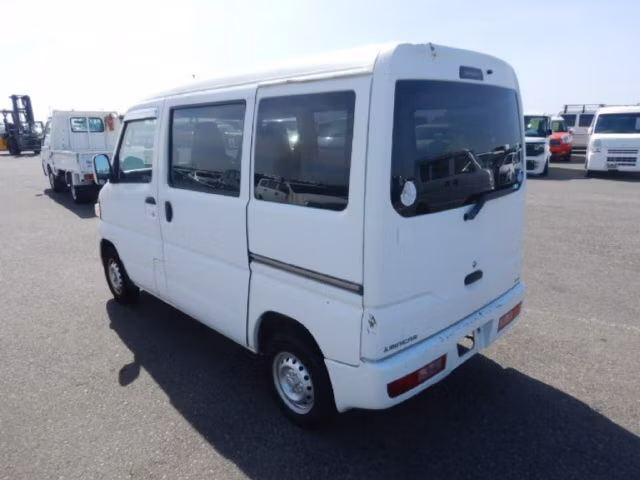MITSUBISHI MINICAB