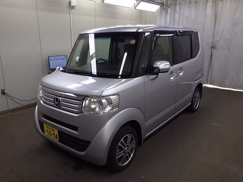 HONDA N-BOX+
