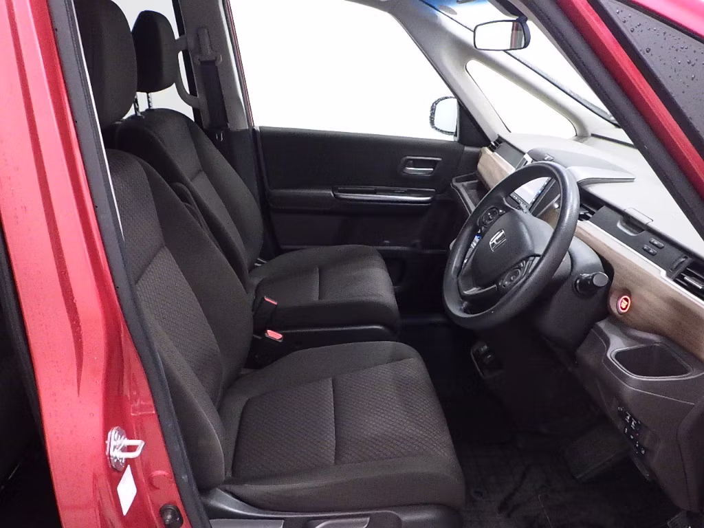 HONDA FREED+