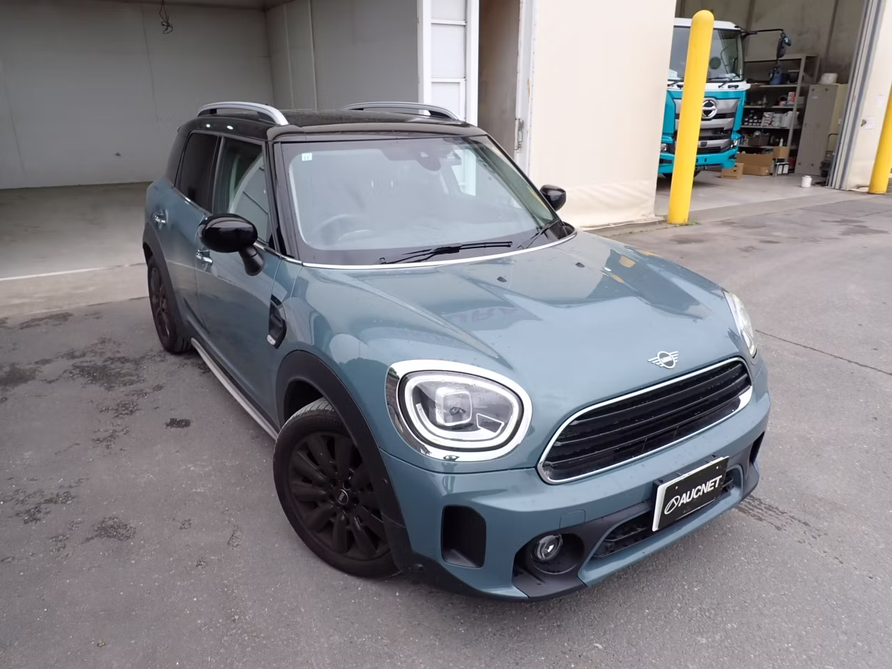MINI CROSSOVER