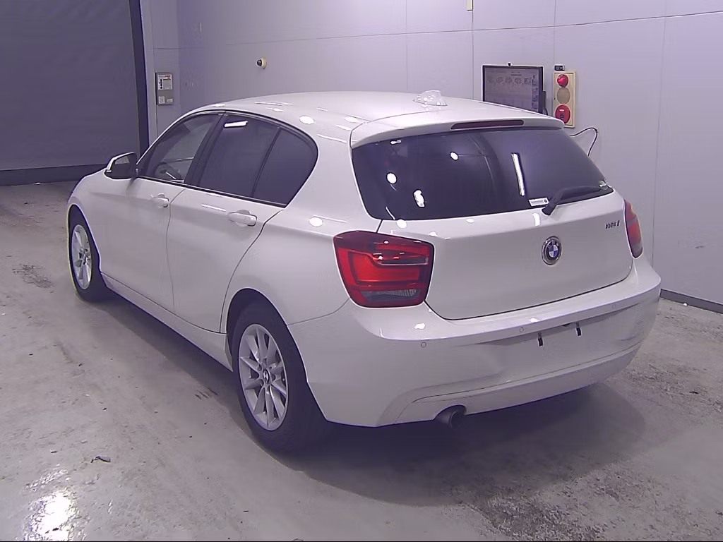 BMW 1-SERIES
