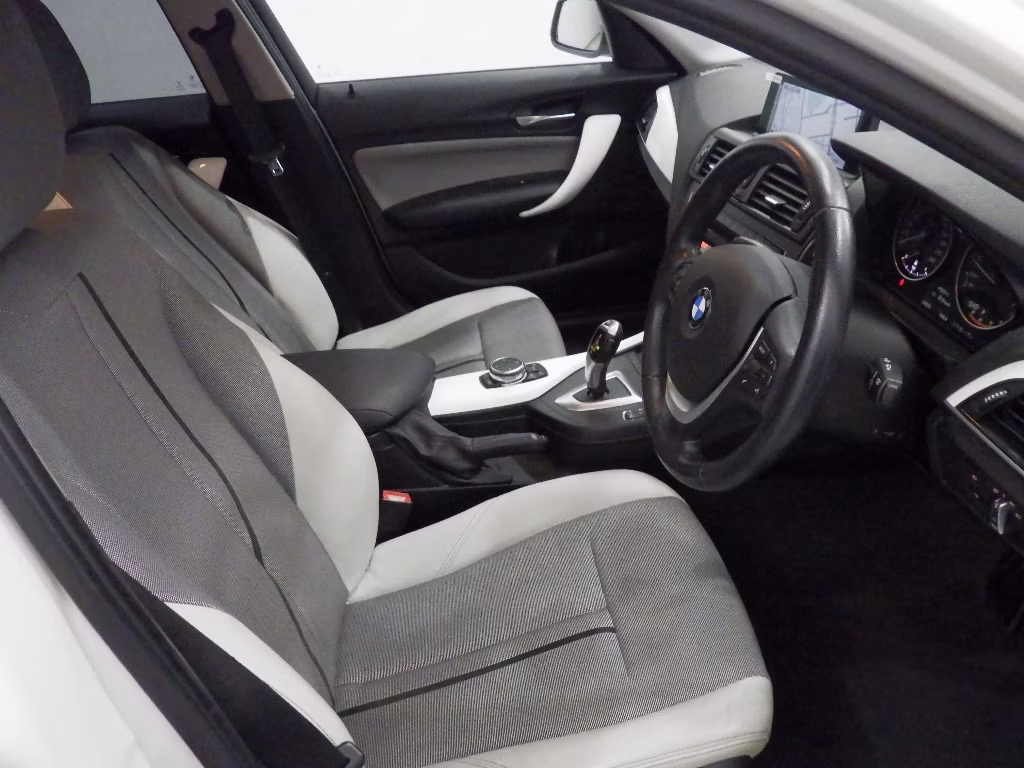 BMW 1-SERIES