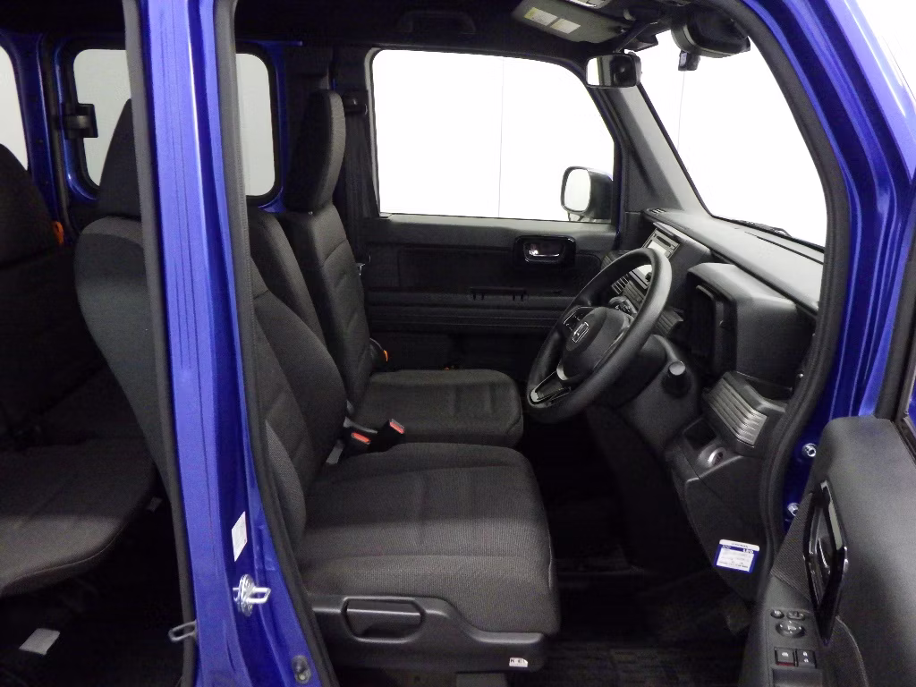 HONDA N-VAN