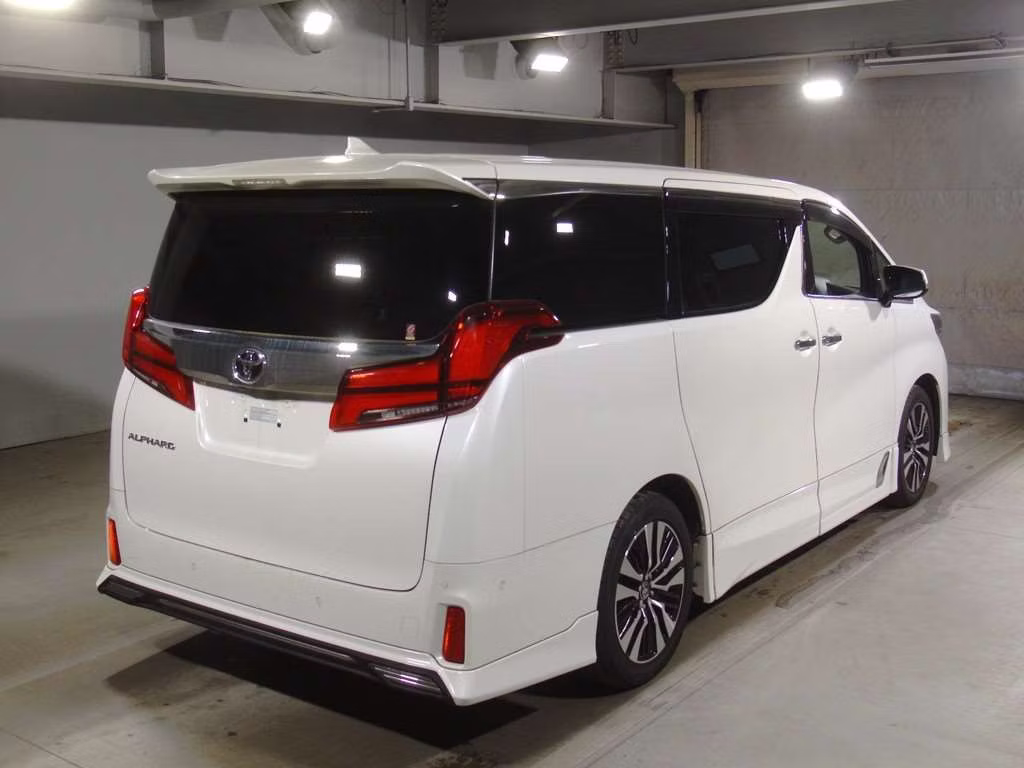 TOYOTA ALPHARD