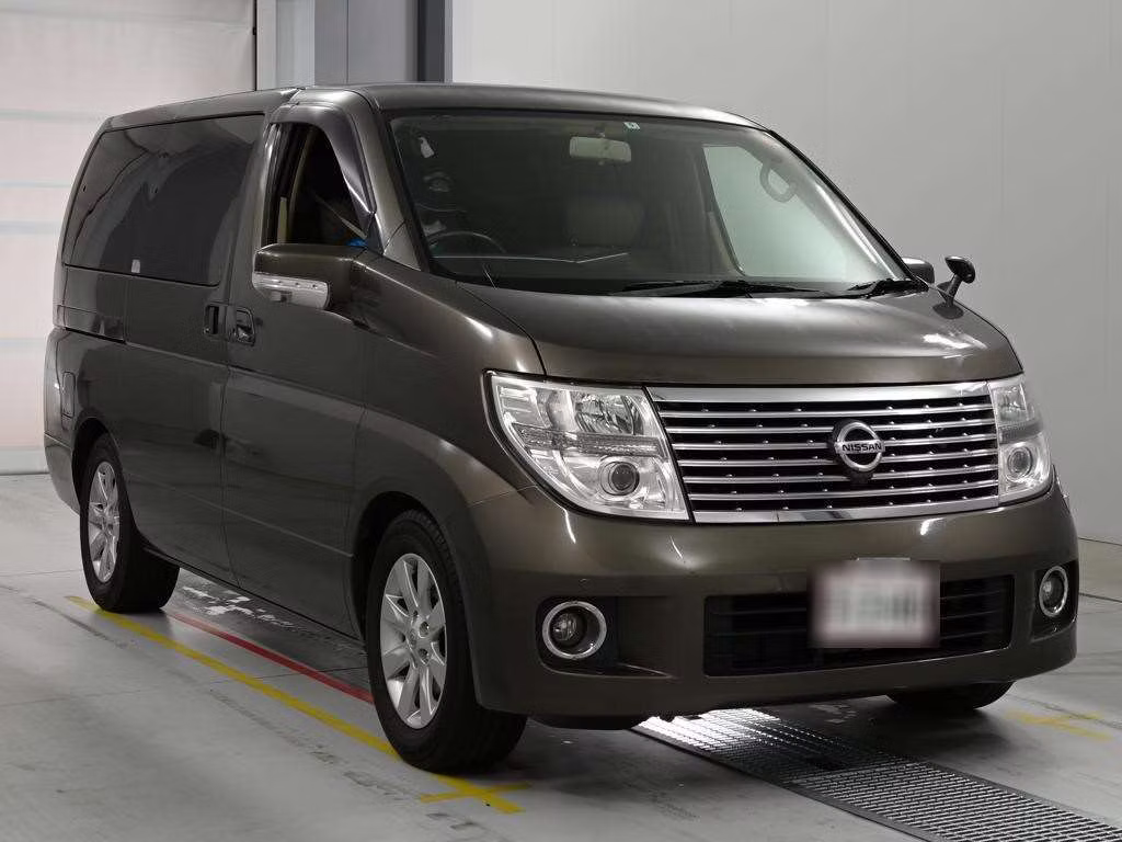NISSAN ELGRAND