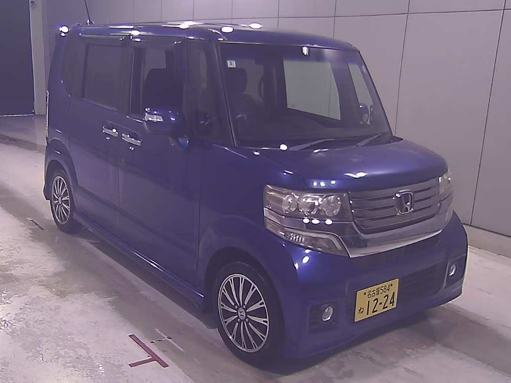 HONDA N-BOX