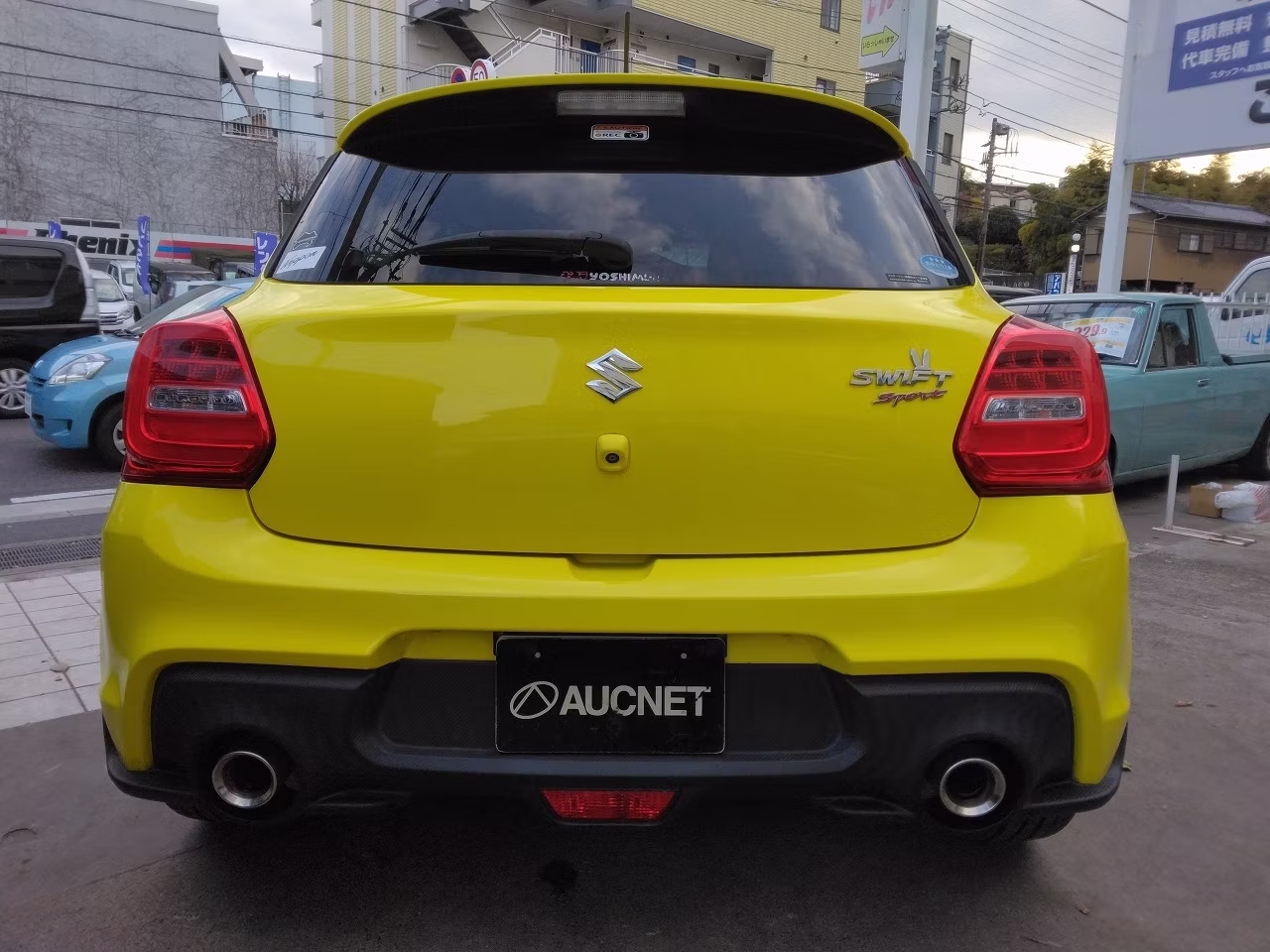 SUZUKI SWIFT