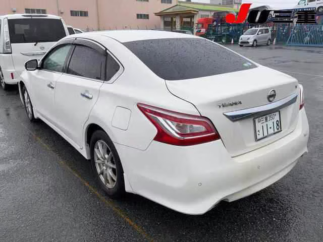 NISSAN TEANA