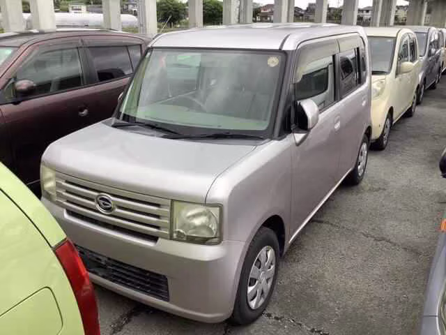 DAIHATSU MOVE CONTE