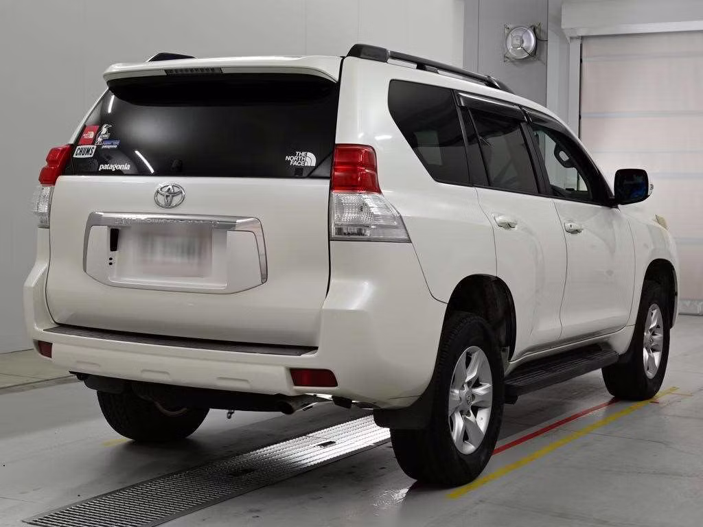 TOYOTA LAND CRUISER PRADO
