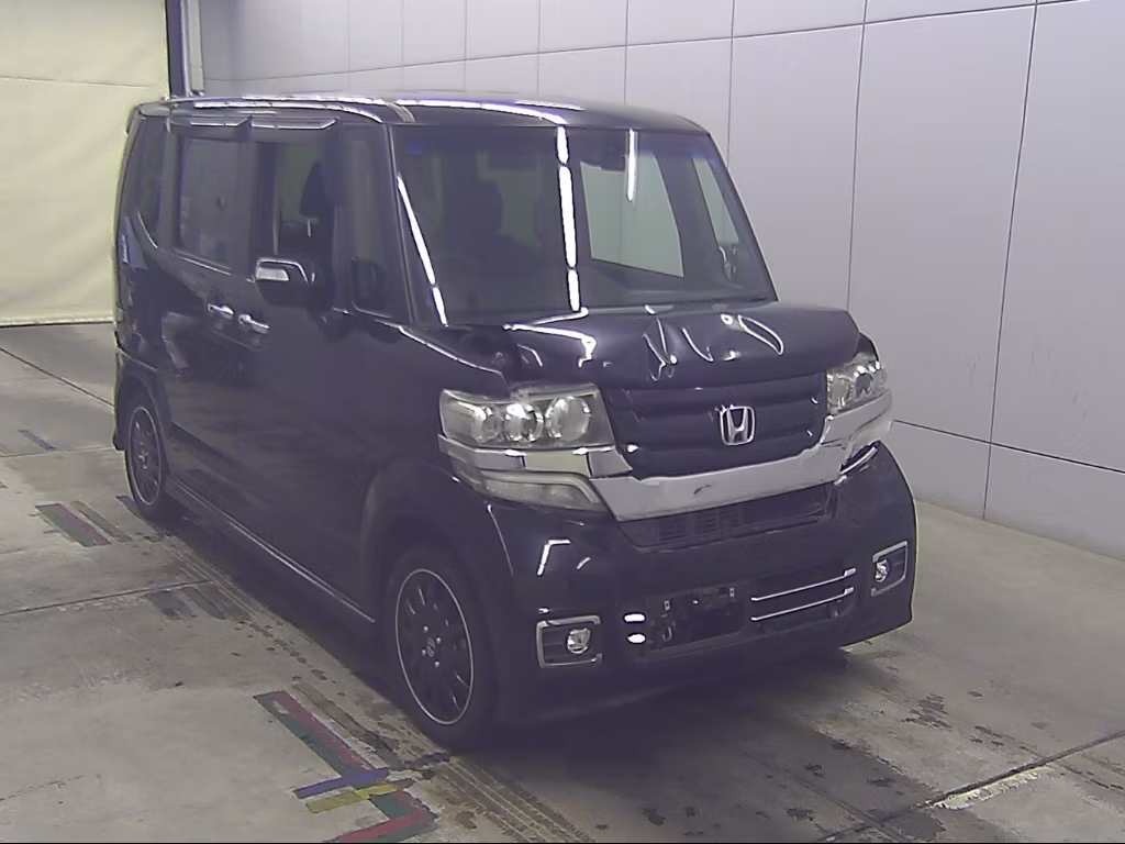 HONDA N-BOX