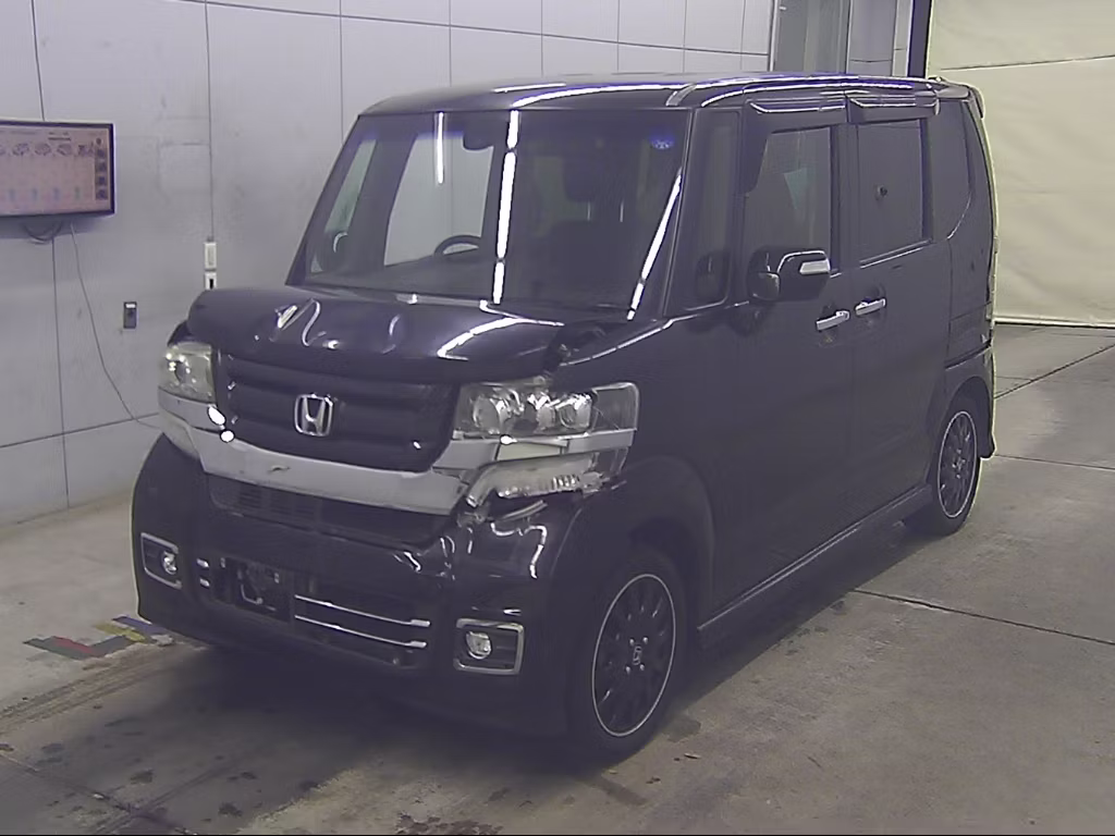 HONDA N-BOX