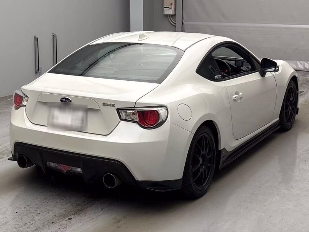 SUBARU BRZ