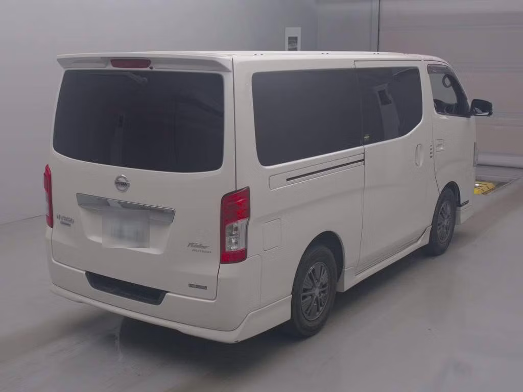NISSAN NV350 CARAVAN