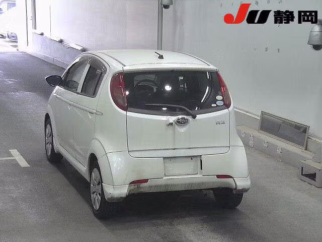 SUBARU R2