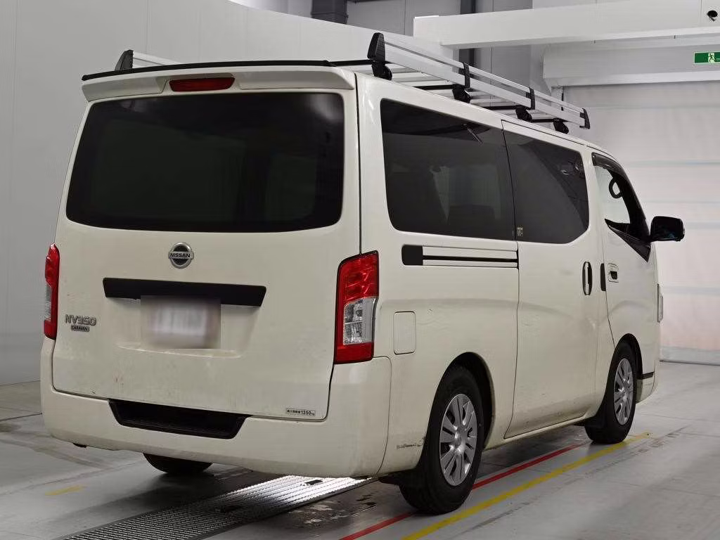 NISSAN NV350 CARAVAN