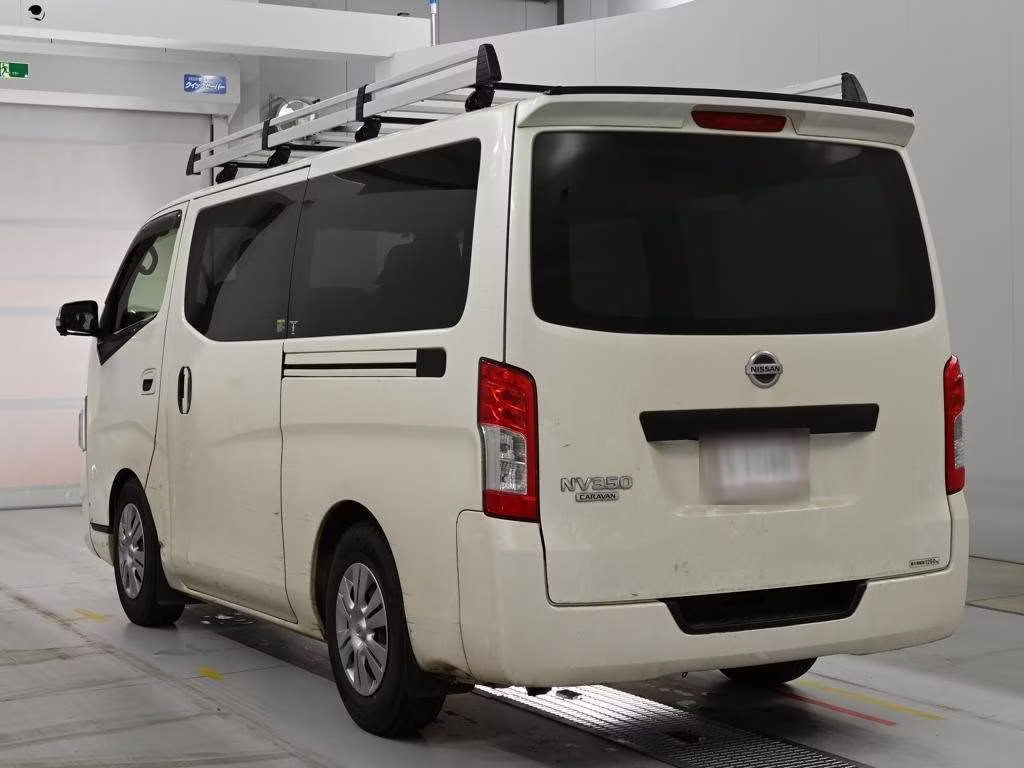 NISSAN NV350 CARAVAN