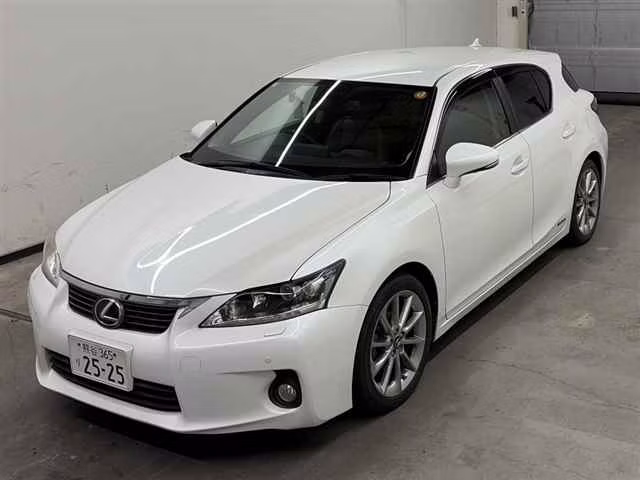LEXUS CT200H
