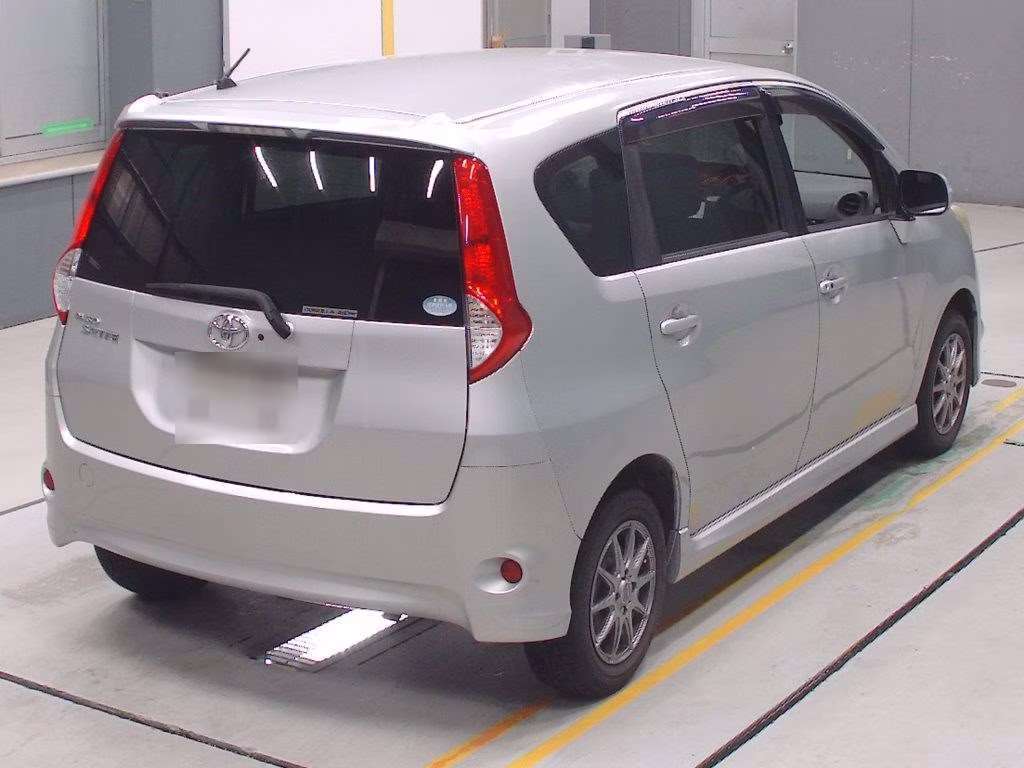 TOYOTA PASSO SETTE