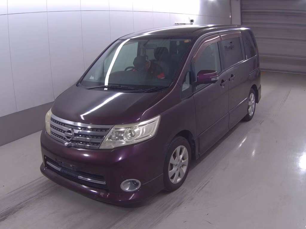 NISSAN SERENA