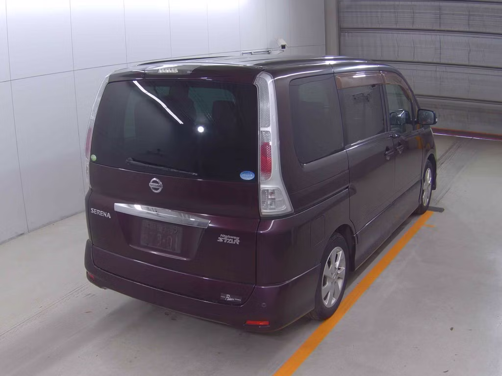 NISSAN SERENA