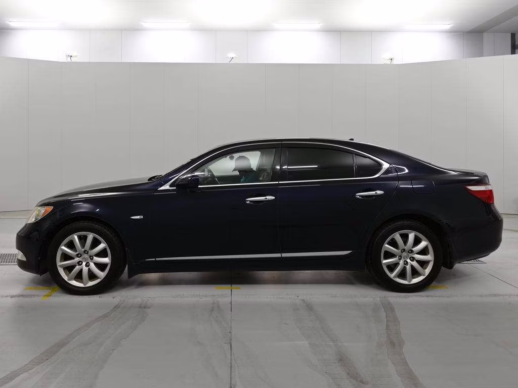 LEXUS LS460