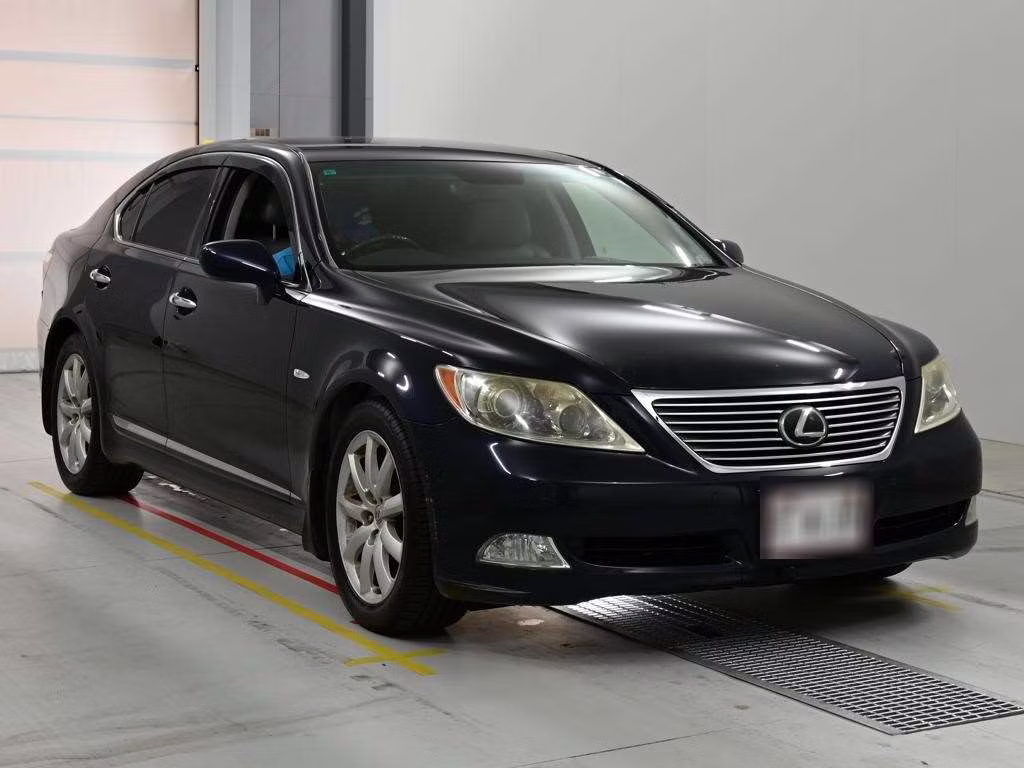 LEXUS LS460