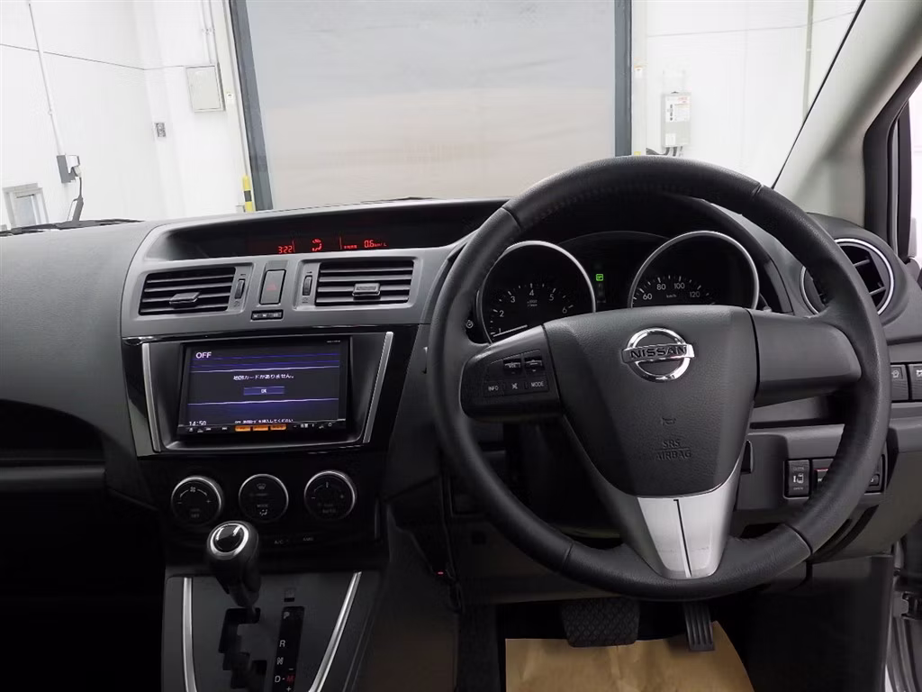 NISSAN LAFESTA