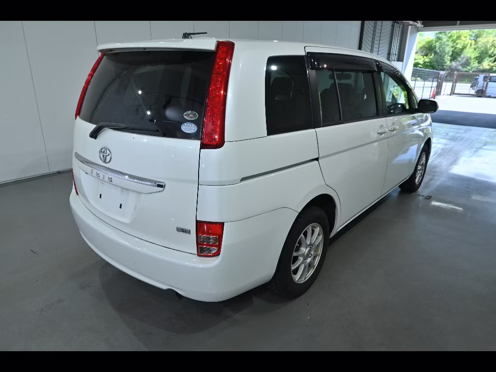 TOYOTA ISIS
