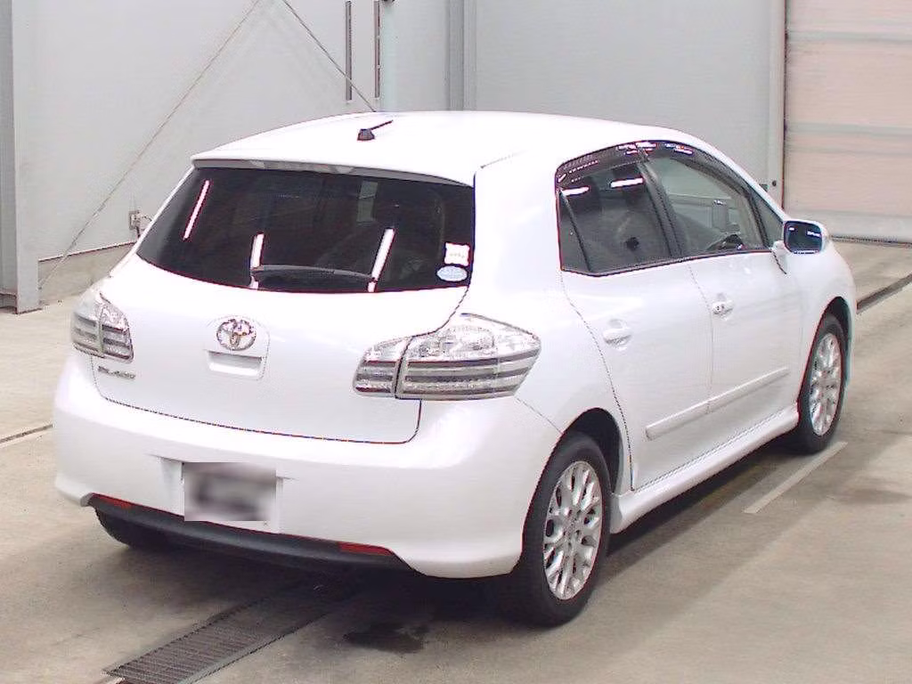 TOYOTA BLADE