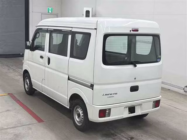 MITSUBISHI MINICAB