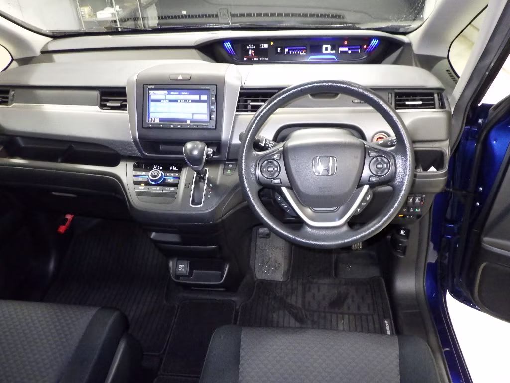 HONDA FREED+