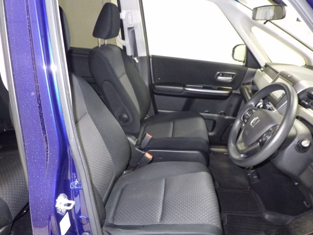 HONDA FREED+