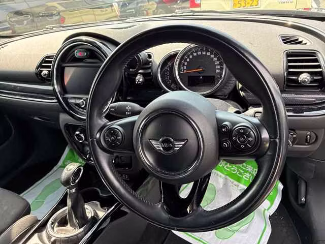 MINI CLUBMAN