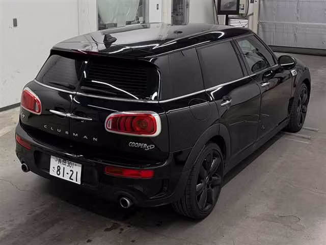 MINI CLUBMAN