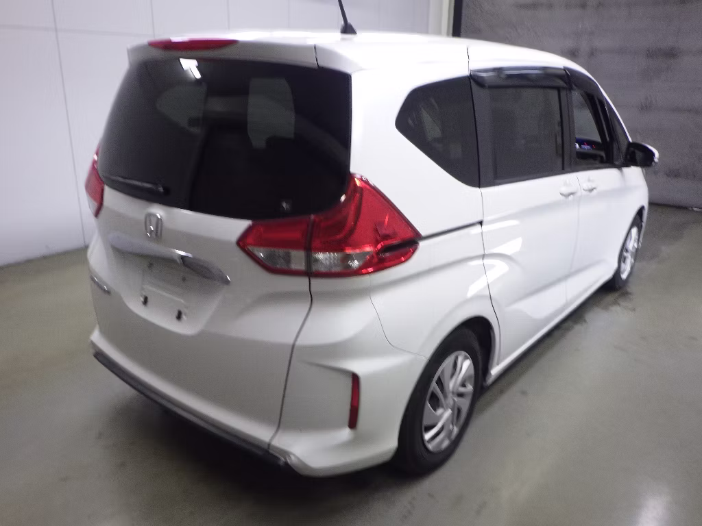 HONDA FREED+