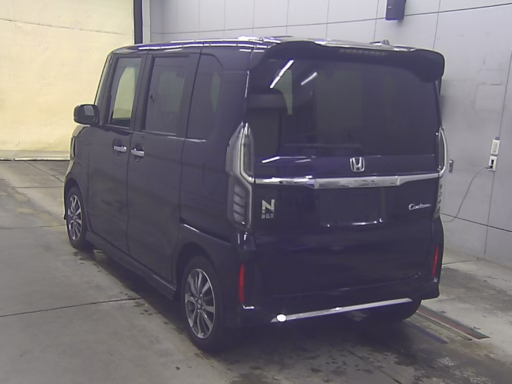 HONDA N-BOX