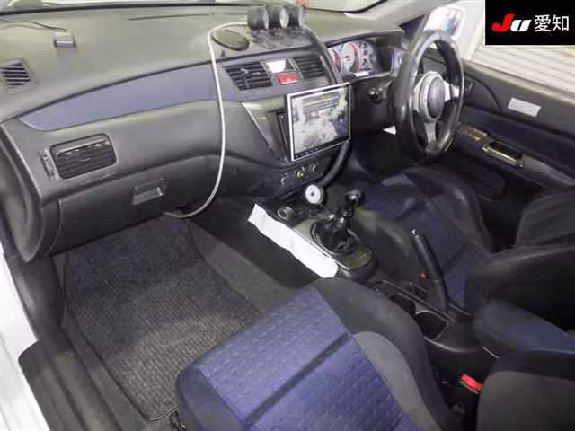 MITSUBISHI LANCER EVOLUTION