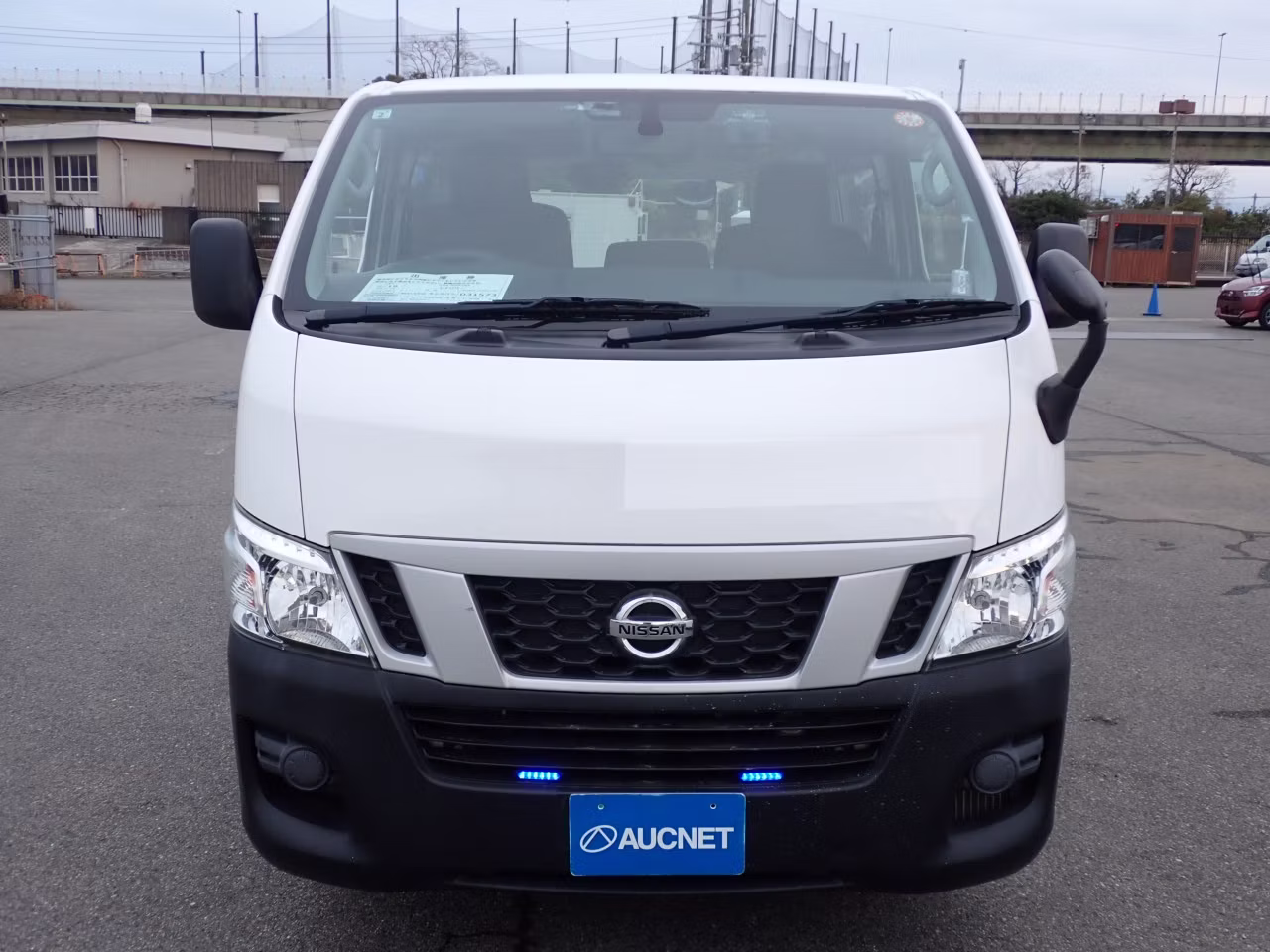 NISSAN NV350 CARAVAN