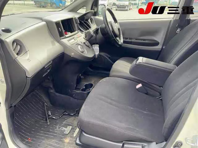 DAIHATSU SONICA