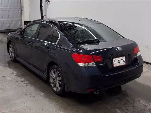 SUBARU LEGACY B4