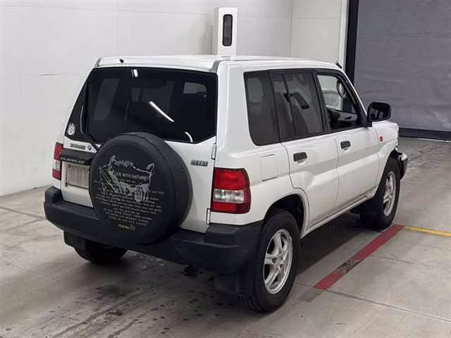 MITSUBISHI PAJERO IO