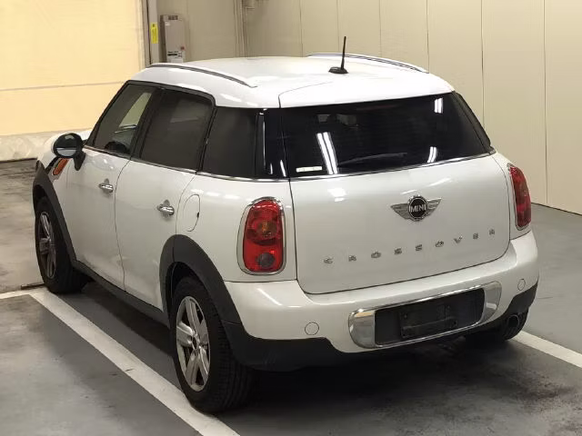 MINI CROSSOVER