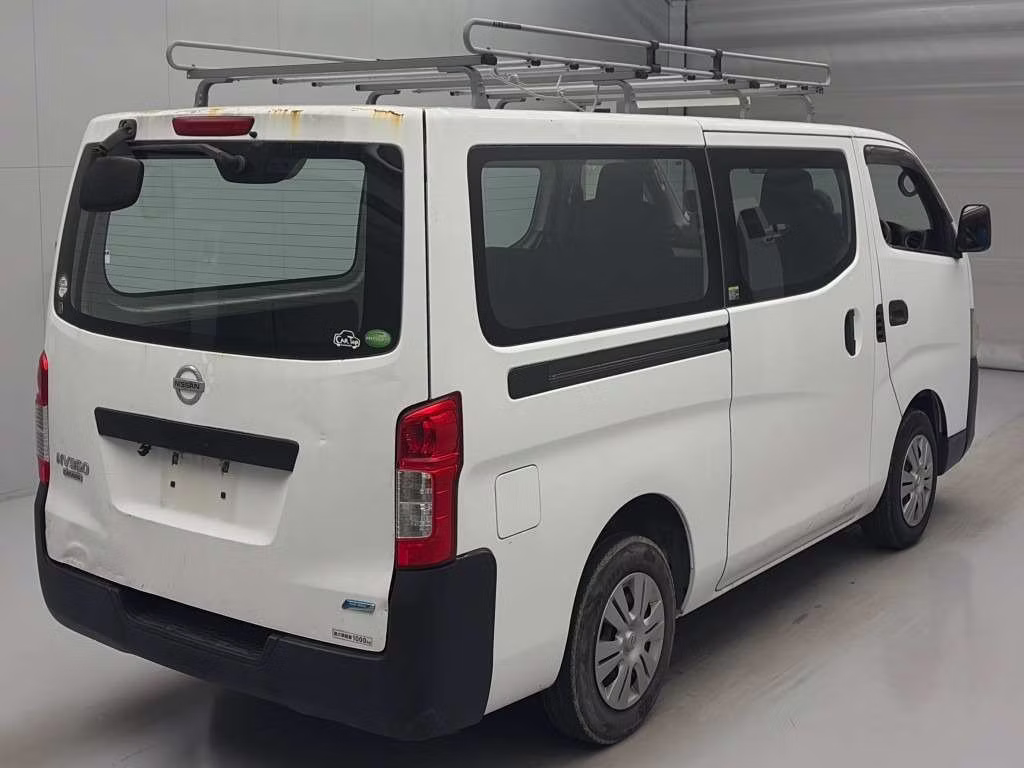 NISSAN NV350 CARAVAN