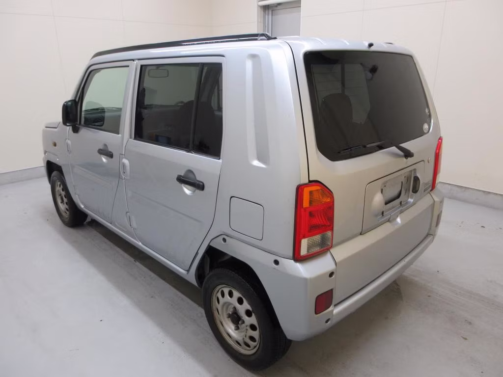 DAIHATSU NAKED